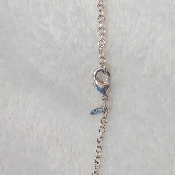 Flower necklace - Picture 3 of 3